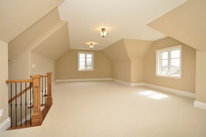 Upper Loft - Country homes for sale and luxury real estate including horse farms and property in the Caledon and King City areas near Toronto